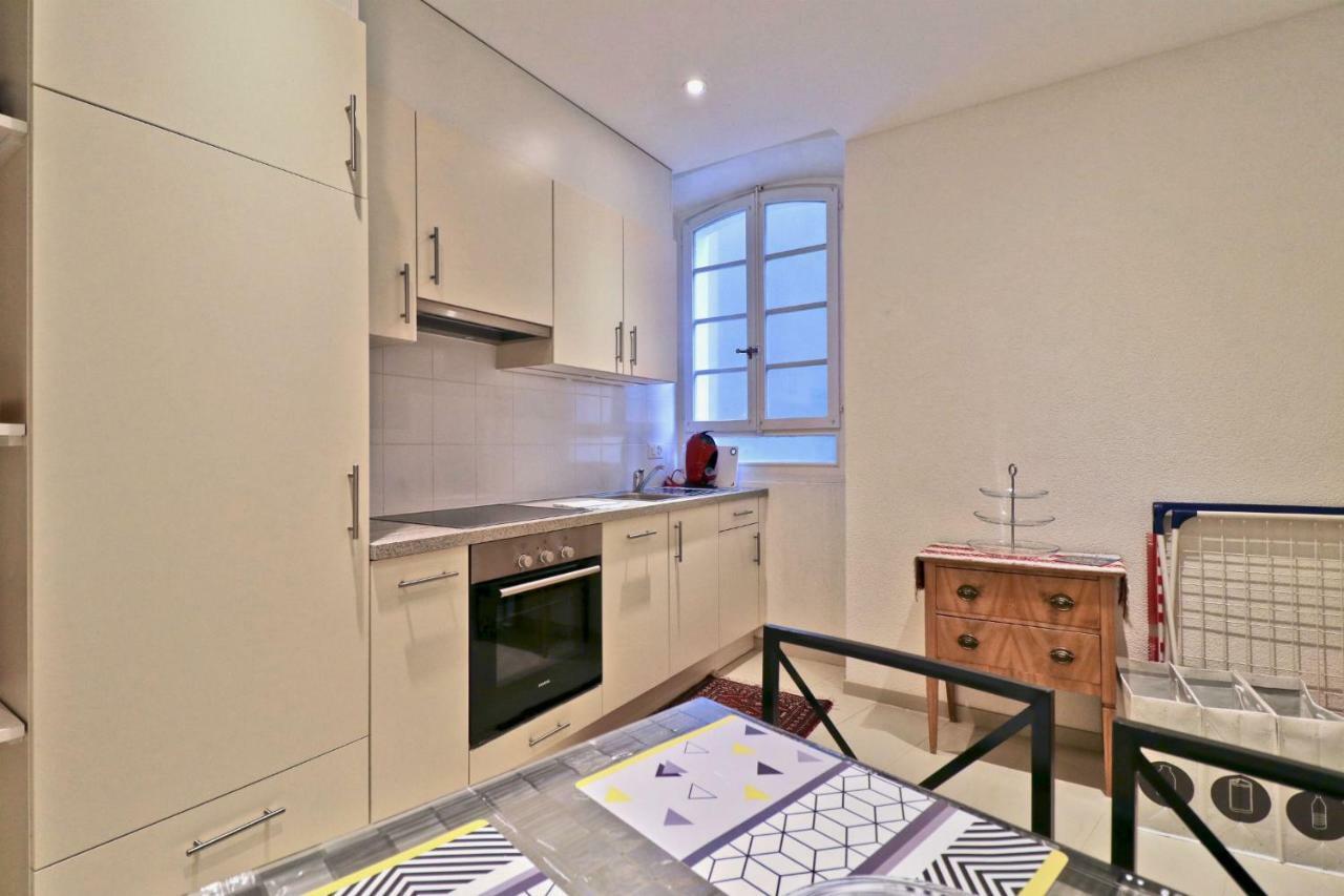Charmant Appartement Au Coeur De Sion Exterior photo